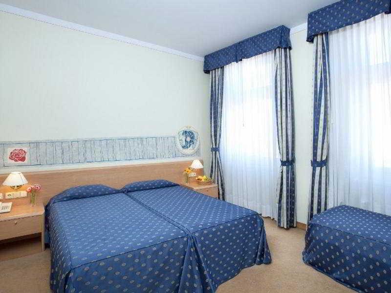 Tivoli Hotell