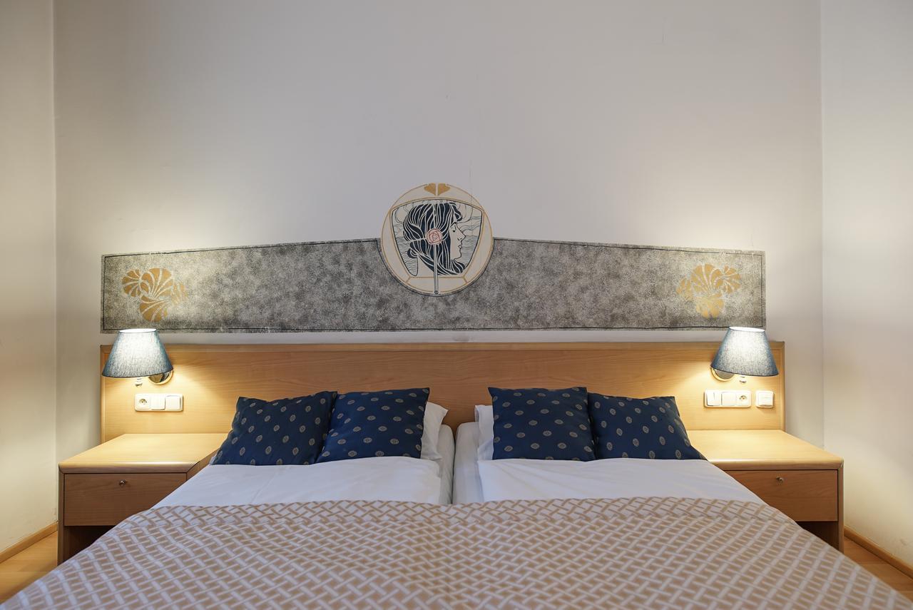 Hotell Tivoli 3*